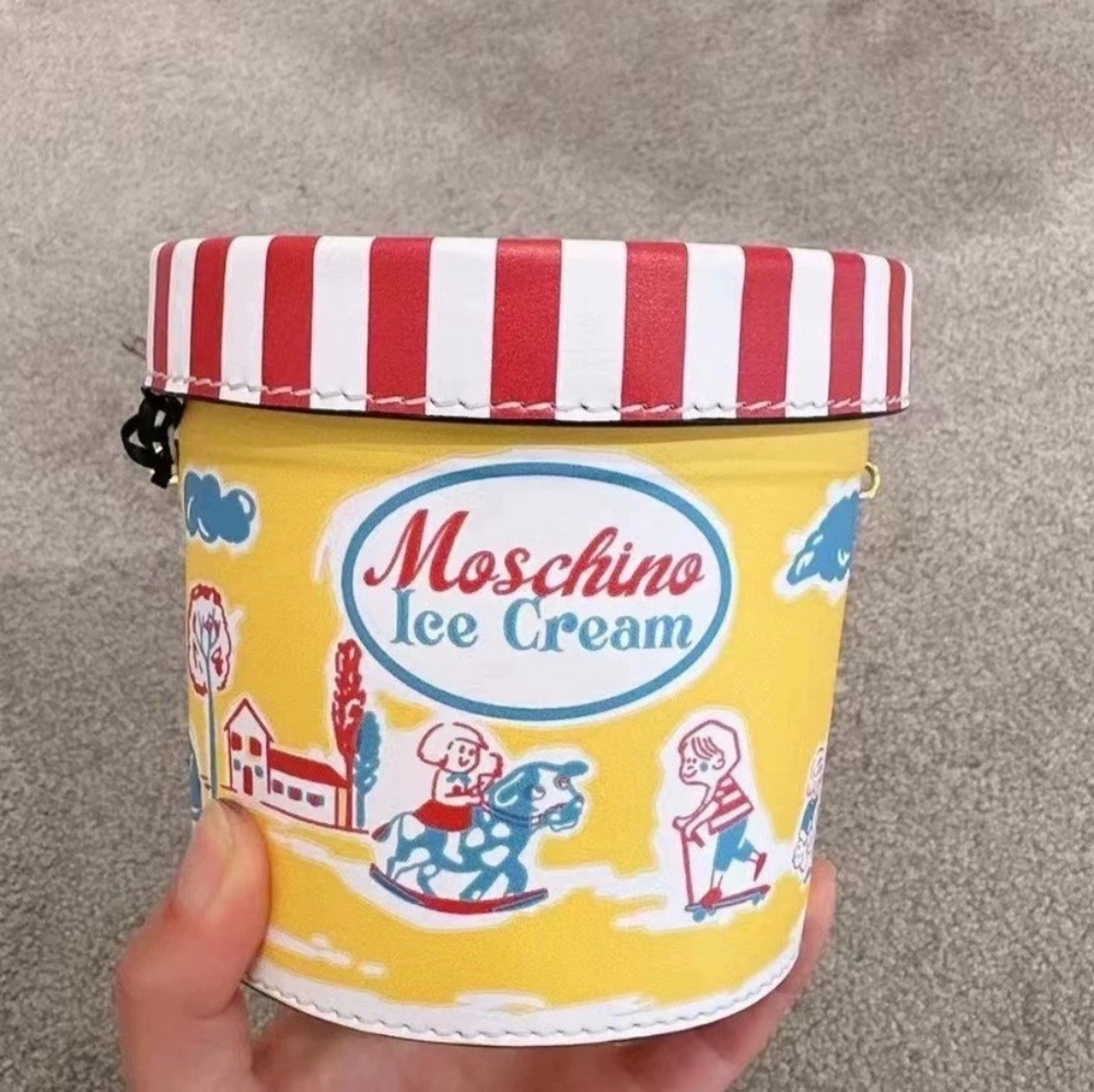 SS22 Moschino Couture Jeremy Scott BananaSplit IceCream Pint Leather ShoulderBag